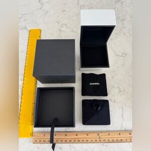 Chanel Black and White ring box